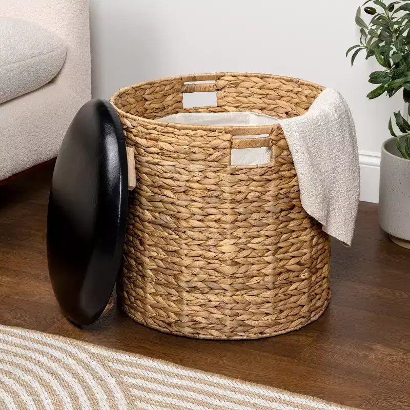 happimess Josie 18 Pouf contenitore moderno costiero in giacinto intessuto a mano con coperchio