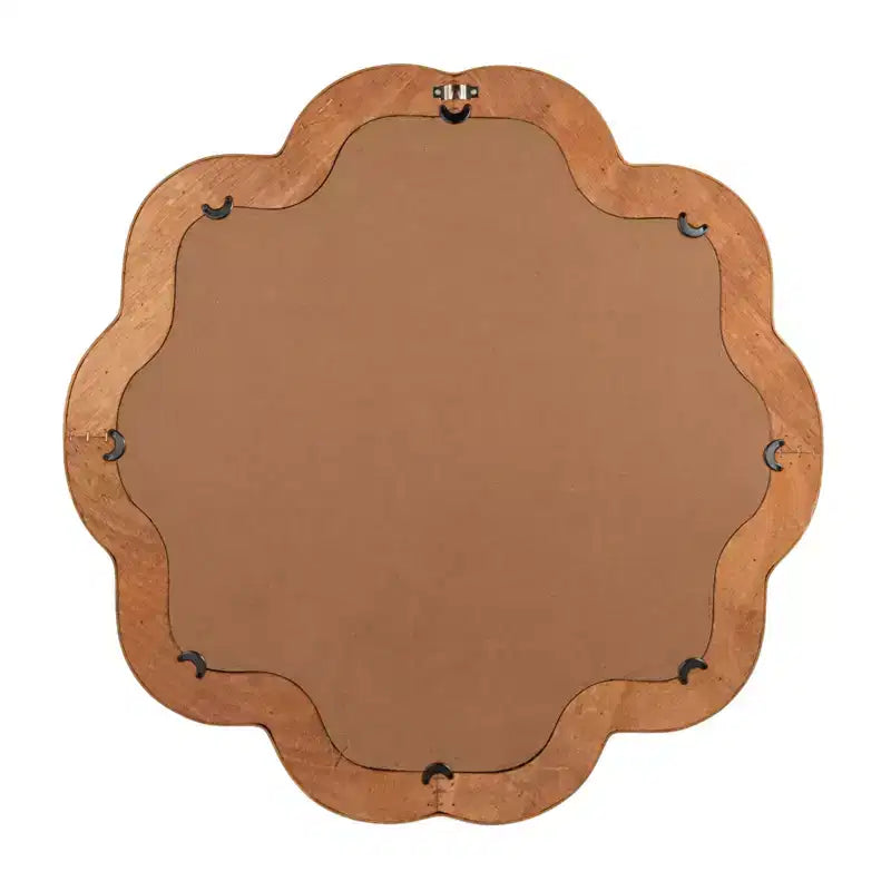 Specchio da parete con cornice in rattan smerlata