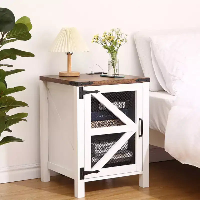Tavolino da divano in stile rustico con porta a fienile, comodino da 18" in legno con porta, tavolino da salotto con contenitore per camera da letto e soggiorno