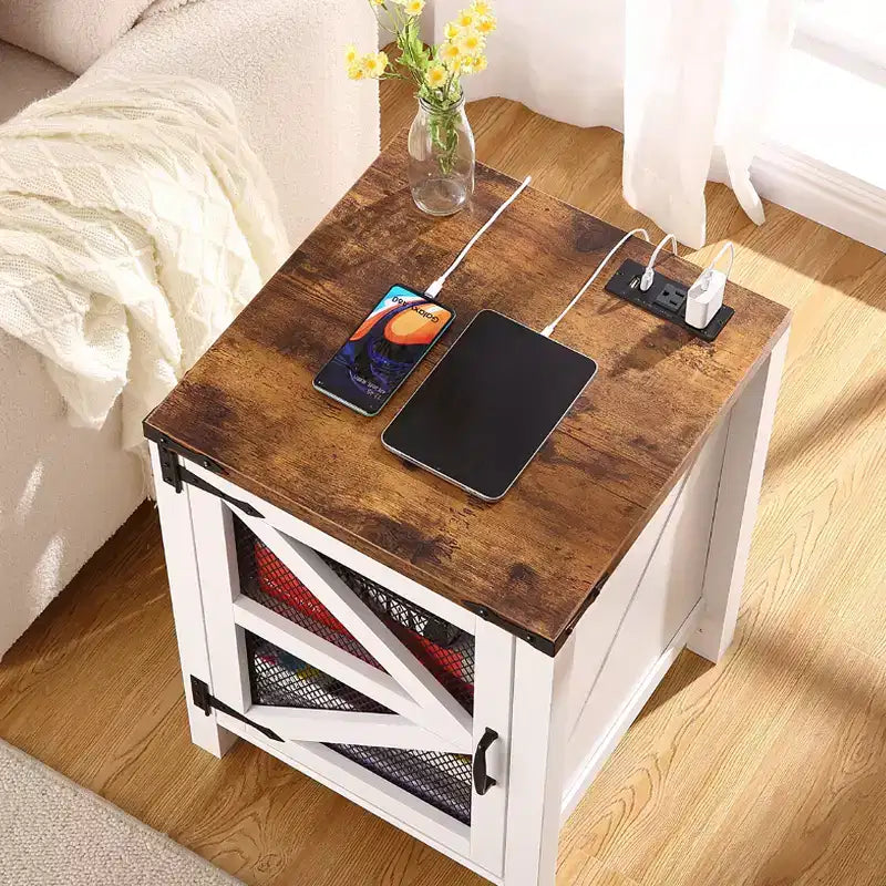 Tavolino da divano in stile rustico con porta a fienile, comodino da 18" in legno con porta, tavolino da salotto con contenitore per camera da letto e soggiorno